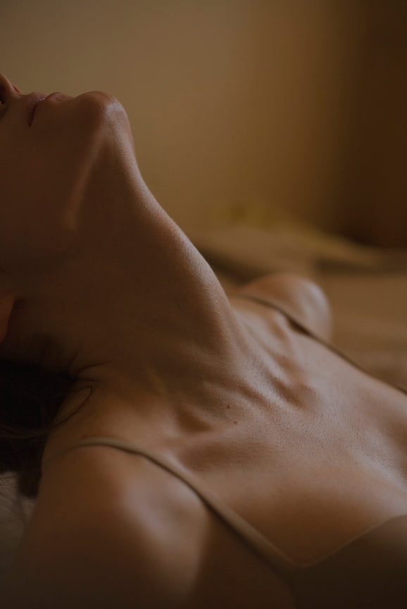 The Clitoris: Science-Backed Secrets of Pleasure, Anatomy, and Deeper Orgasms
