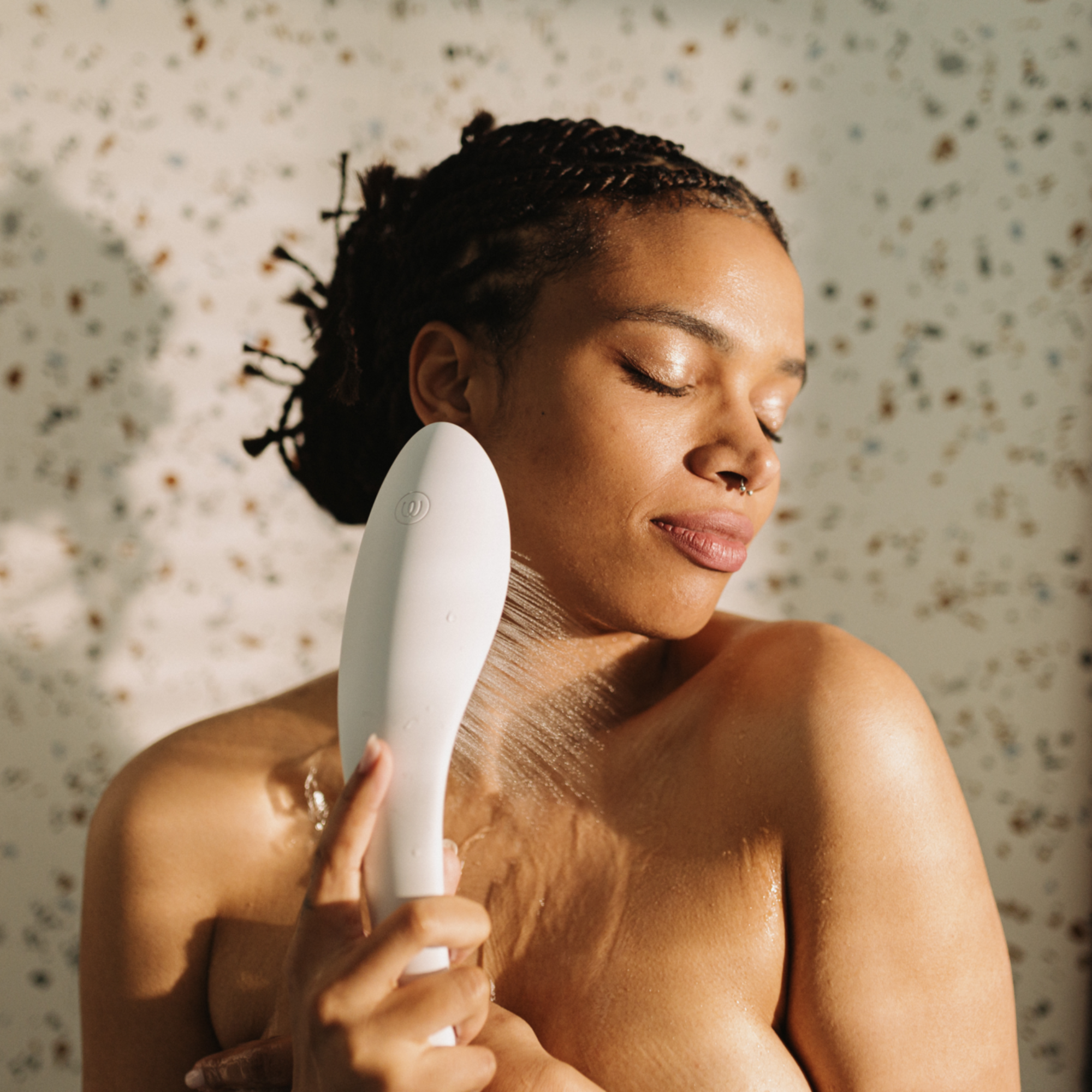 Womanizer Wave Shower Head Masturbator